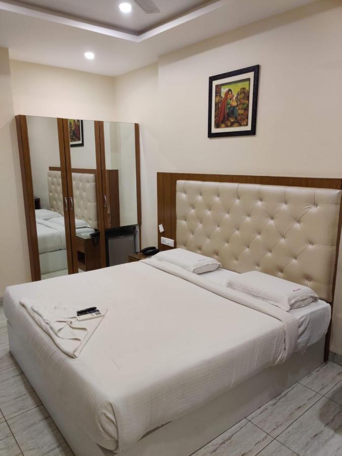 Hotel Siliconville Хидерабад Екстериор снимка