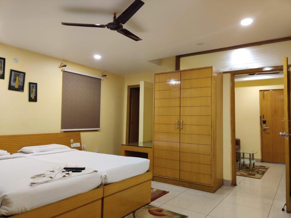 Hotel Siliconville Хидерабад Екстериор снимка
