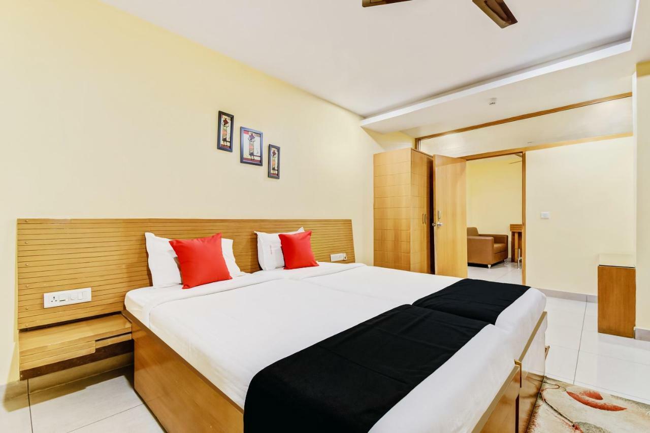Hotel Siliconville Хидерабад Екстериор снимка